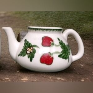 Vintage California Pottery Wall Pocket Teapot With Strawberries